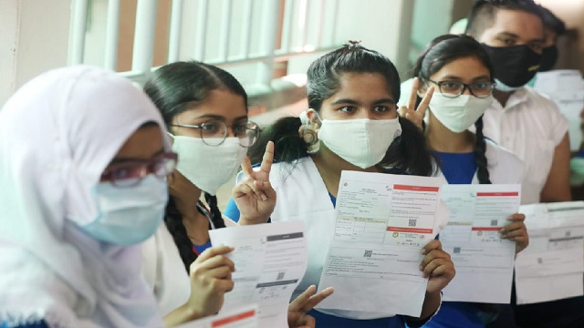 Govt plans to inoculate all students by Jan 31