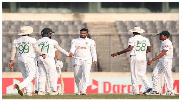 Dhaka Test: Ireland Struggle with Quick Wickets